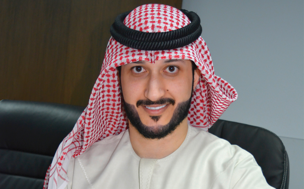 خالد الملا جامع ساعات مُبتَكِر