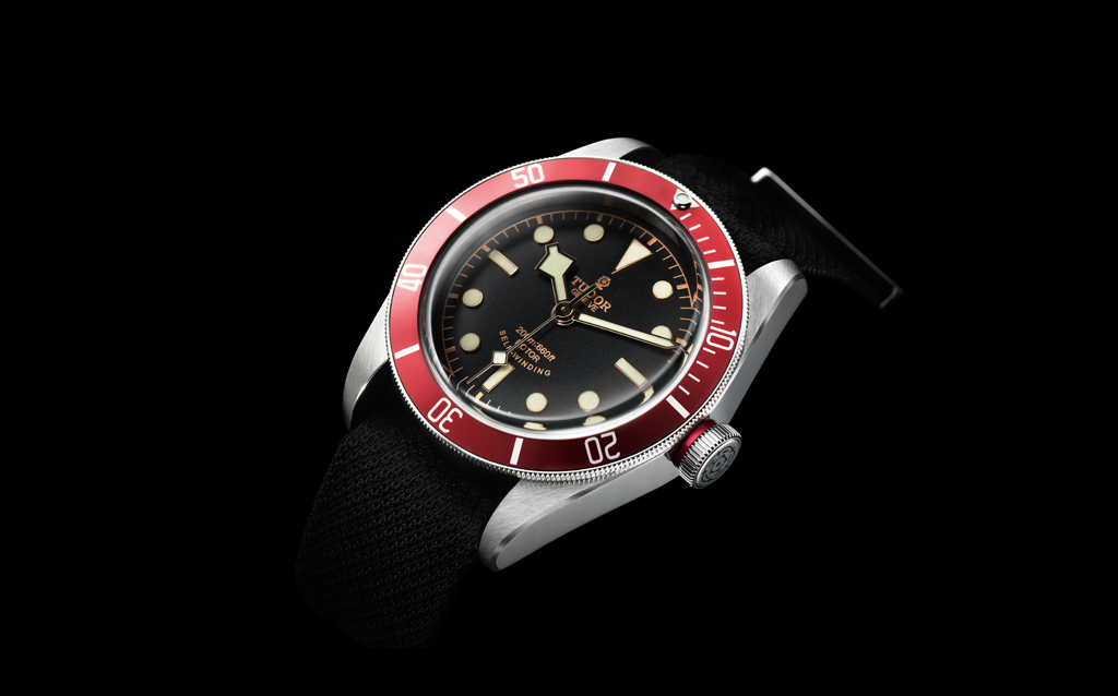 عام 2012 احتفلت Tudor بمرور 60 سنة على اول اصدار من ساعة Tudor Black Bay نال عقبه جائزة لجنة التحكيم ضمن GPHG لعام 2013، وعام 2014 قدمت الدار مجموعة كاملة أطلقت عليها اسم Tudor Heritage Black Bay