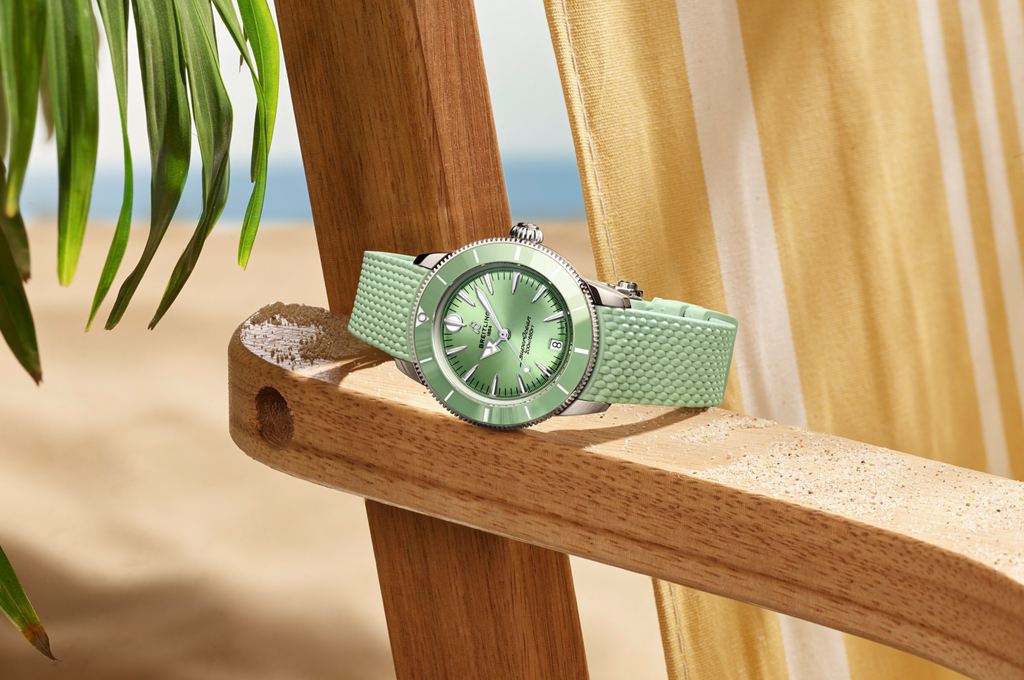 بريتلينغ تكشف الستار عن الإصدار الأحدث من ساعة  SUPEROCEAN HERITAGE