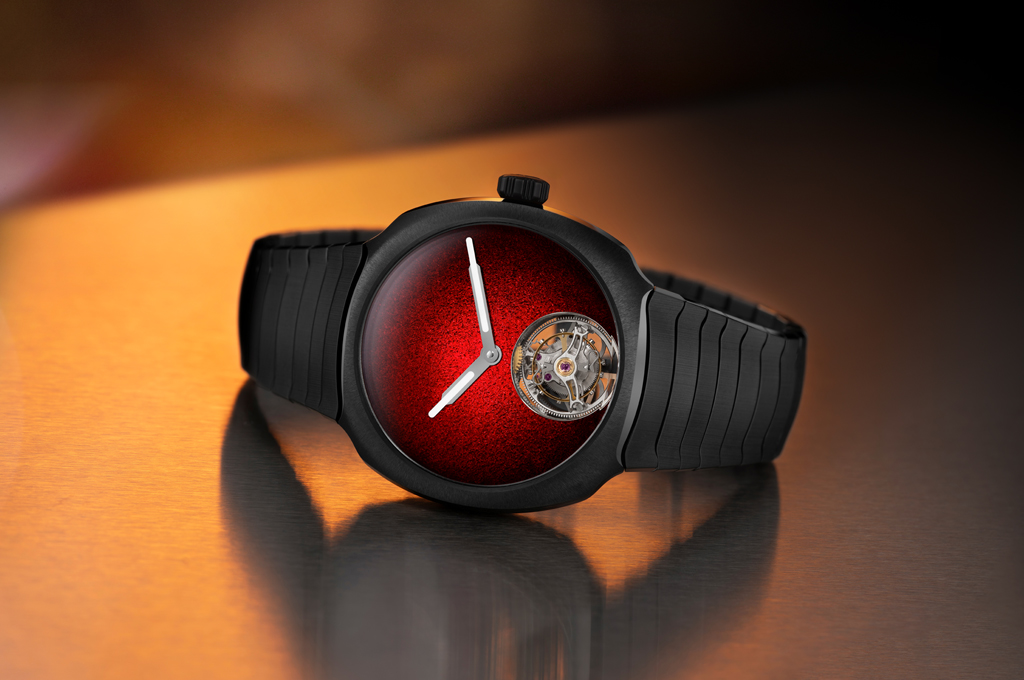  H. Moser & Cie. Explores Ceramics with Streamliner Tourbillon