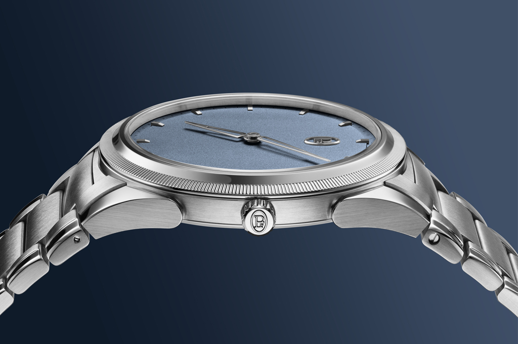 Parmigiani-Fleurier-unveils-Tonda-PF-Micro-Rotor-Platinum-Stone-Blue_EN